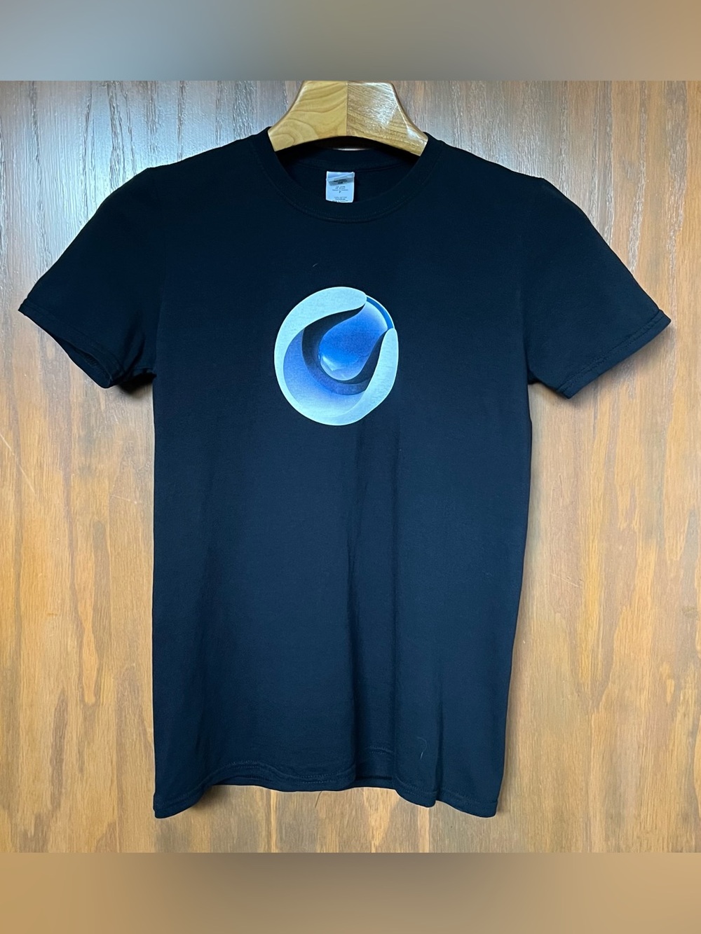 Vintage 2011 Maxon Computer Cinema 4D Computer Animation Ball Logo T-Shirt - S